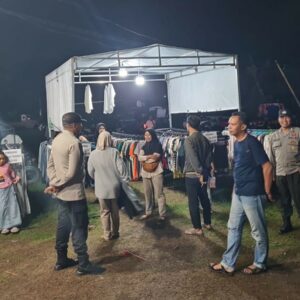 Polisi Jaga Keamanan Pasar Malam Kediri, Mencegah Kriminalitas