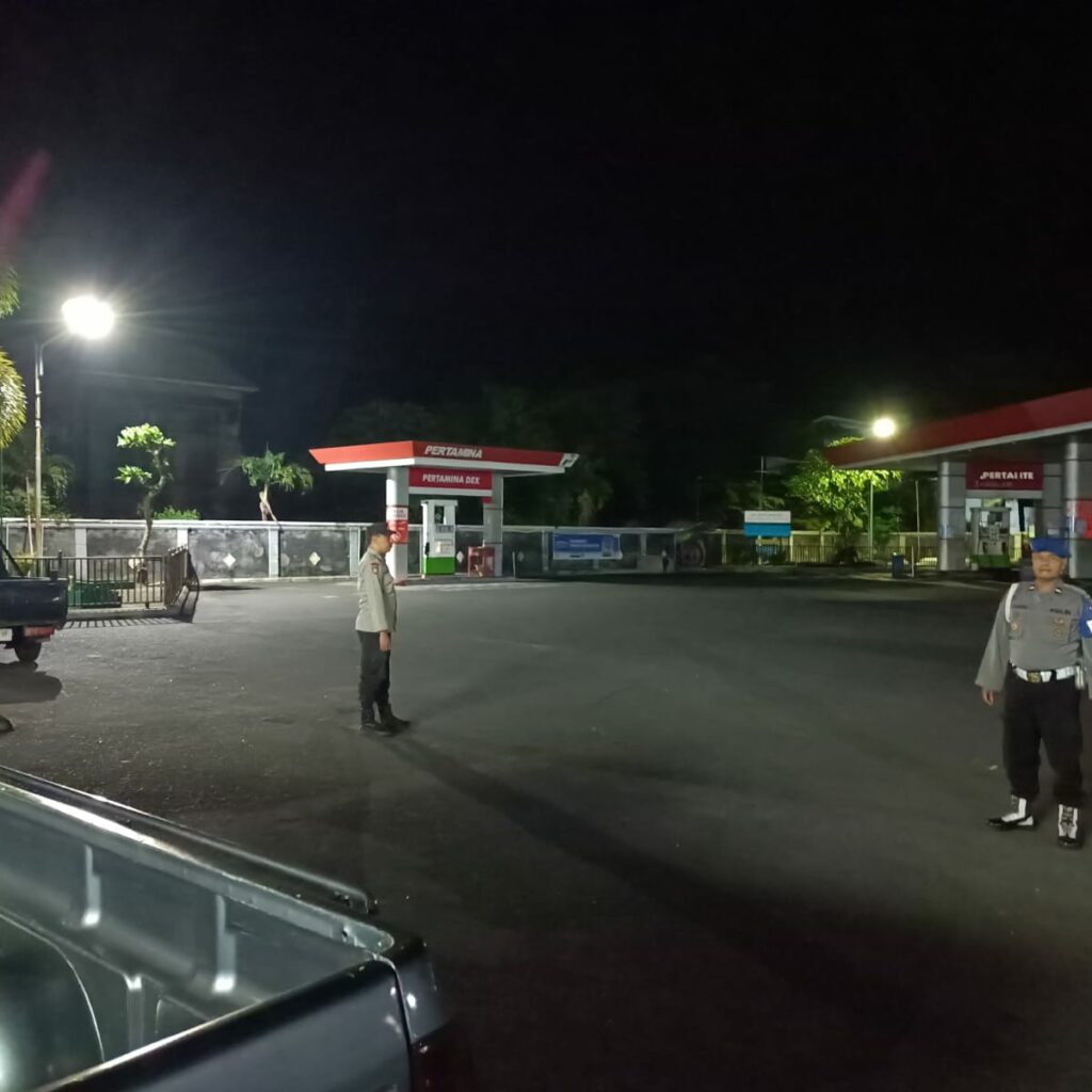 Lombok Barat Waspada! Patroli KRYD Polsek Batulayar Gencarkan Pengawasan ATM dan Kawasan Rawan
