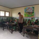 Polsek Gerung Dukung Program Pemberian Makan Bergizi Gratis untuk Siswa SDN Dasan Tapen