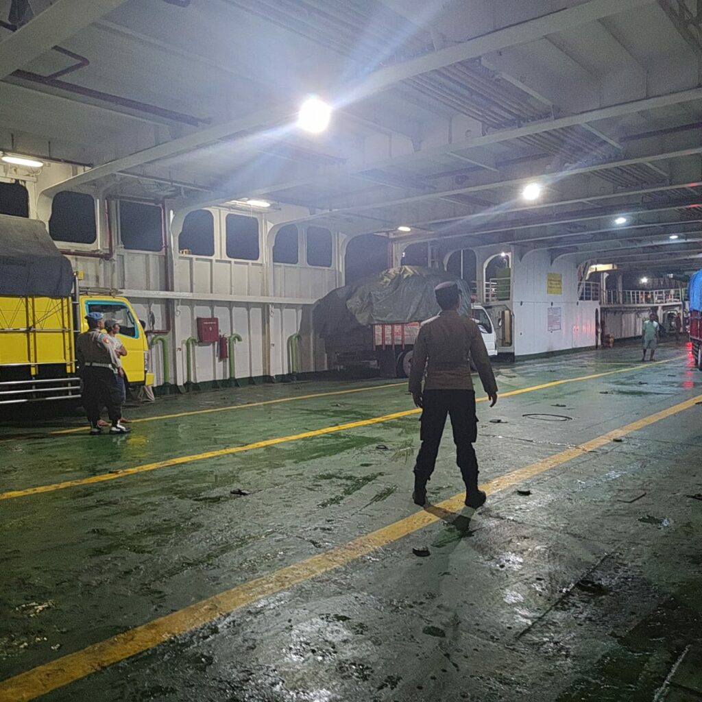Polsek Kawasan Pelabuhan Lembar Gencarkan Edukasi dan Pengamanan