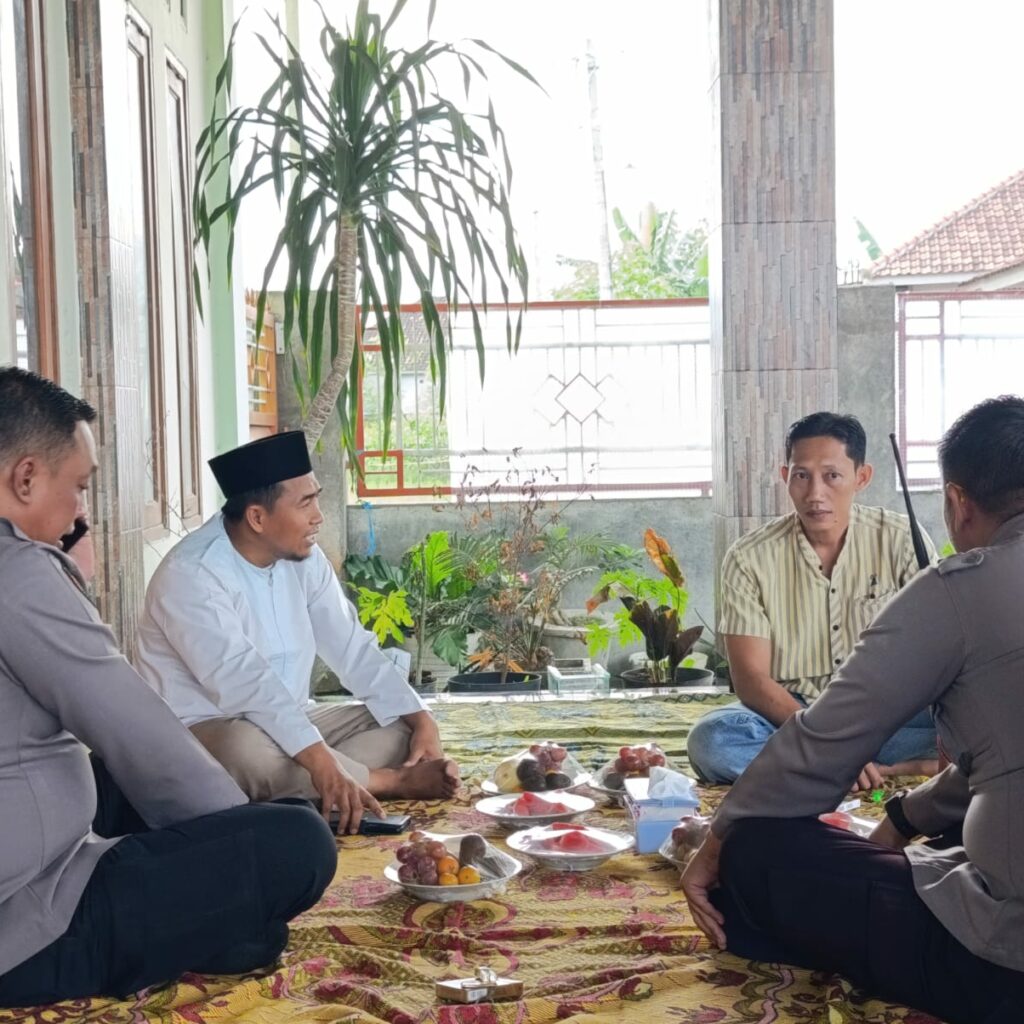 Silaturahmi Kapolsek Gerung: Perkuat Kemitraan Jaga Keamanan Lombok Barat