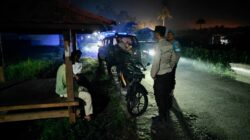 Patroli Malam Polsek Kuripan Antisipasi 3C dan Gangguan Kamtibmas