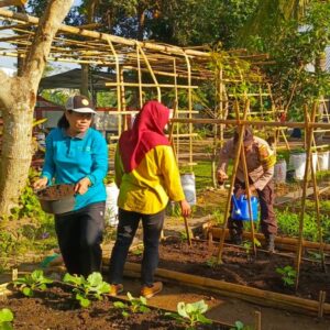 Polri dan BPP Kuripan Kolaborasi Wujudkan Kemandirian Pangan di Dusun Pemangket