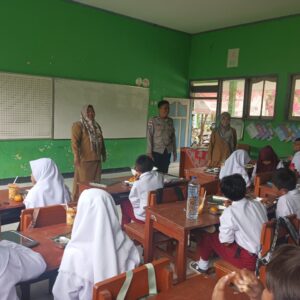 Program Makan Bergizi Gratis Resmi Bergulir di Desa Cendi Manik, Lombok Barat