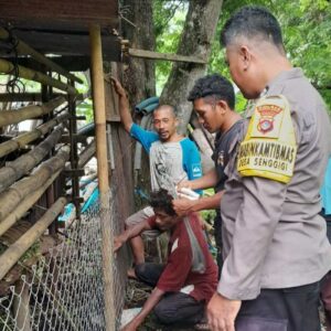 Polsek Batulayar Ajak Warga Desa Senggigi Wujudkan Kemandirian Pangan Lewat Pekarangan