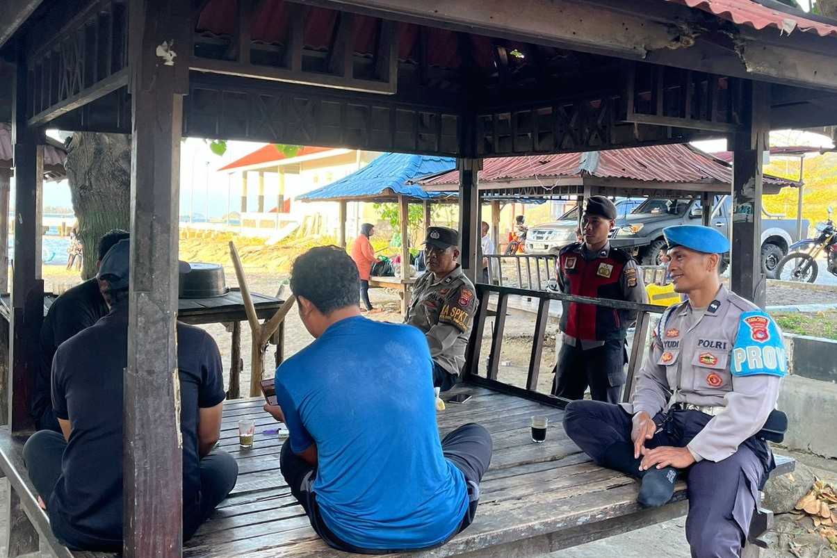 Polsek Sekotong Intensifkan Patroli Dialogis di Dusun Jerenjeng untuk Jaga Kamtibmas