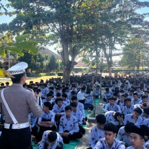 MAN 2 Lombok Barat Jadi Pusat Edukasi Keselamatan Berkendara Pelajar