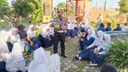 Cegah Kecelakaan, Polres Lobar Sasar Pelajar SMPN 1 Labuapi
