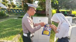 Sasar Sekolah, Polres Lobar Masifkan Edukasi Kamseltibcar Lantas saat Operasi Zebra Rinjani