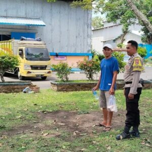 Sinergi Polri dan Petani: Bhabinkamtibmas Lombok Barat Jamin Produksi Jagung
