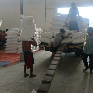 Komitmen Polsek Gerung: Sukses Antar 7 Ton Jagung Petani Lobar Lolos Uji BULOG