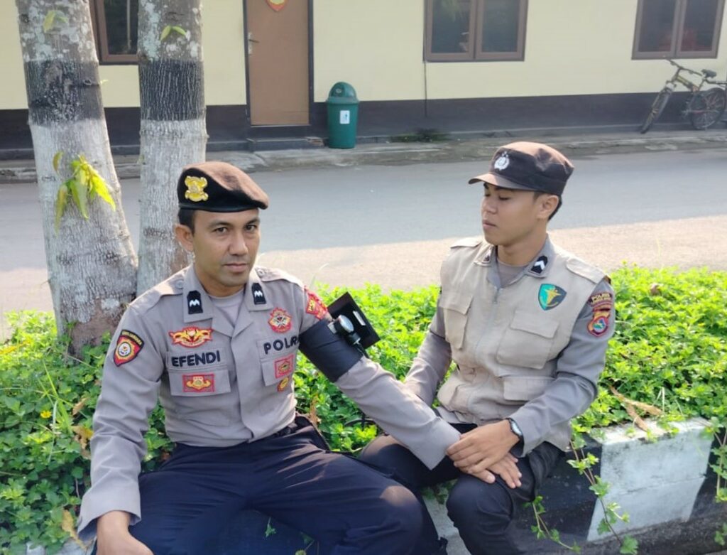 Cek Kesehatan Polres Lombok Barat, Persiapan Optimal Operasi Mantap Praja 2024