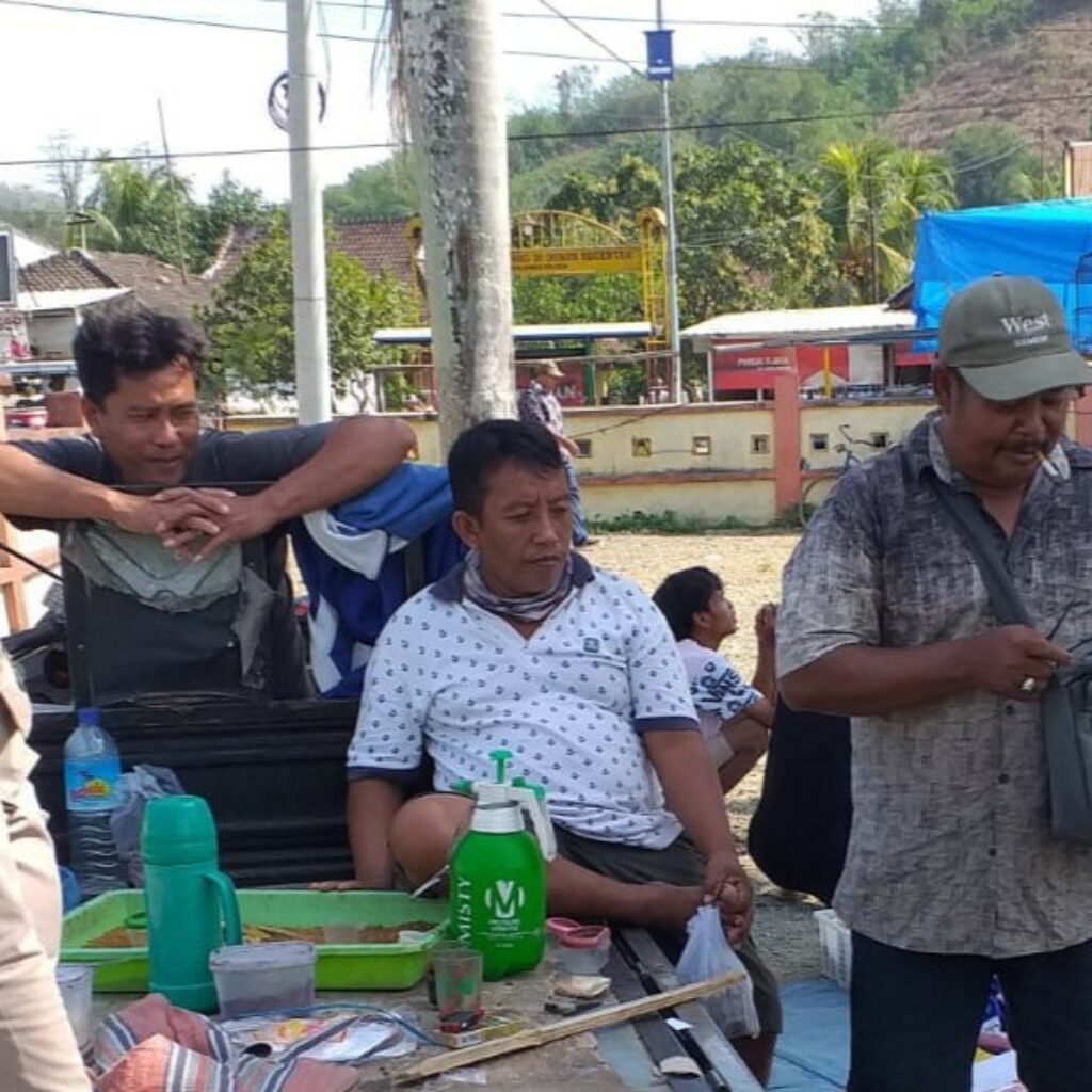 Cooling Sistem Polres Lombok Barat, Komunitas Pasar Kediri Dilibatkan Jaga Pilkada Damai