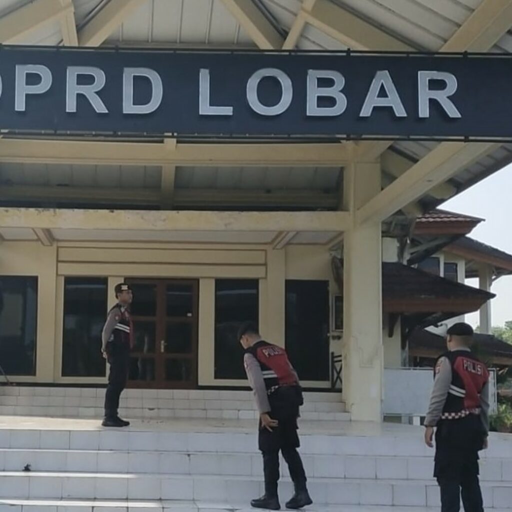 Patroli Polres Lombok Barat, Pastikan Pilkada 2024 Aman dan Tertib