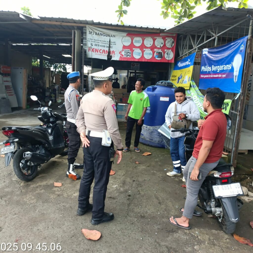 Efektif! Patroli Dialogis Polsek Kediri Sentuh Hati Warga, Kamtibmas Terjaga