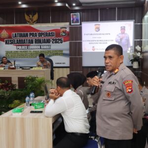 Jelang Lebaran Aman: Polres Lombok Barat Latih Personel untuk Operasi Keselamatan Rinjani 2025