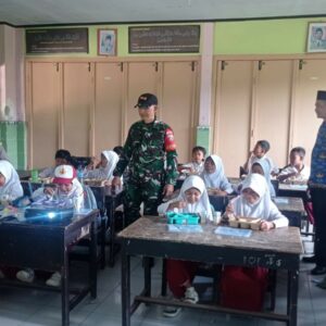 Sinergi Polisi, TNI, dan SPPG Sukseskan Program Makan Bergizi Gratis di Lombok Barat