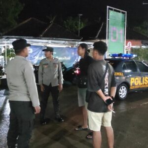 Pengamanan Sahur di Pelabuhan Lembar, Polisi Jaga Keamanan 24 Jam
