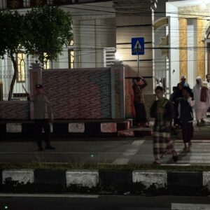 Jaga Kondusivitas Ramadan, Polsek Kediri Intensifkan Patroli Masjid