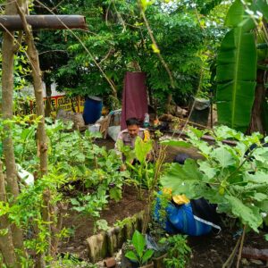 Bhabinkamtibmas Dorong Warga Tanam Sayur, Pekarangan Jadi Sumber Pangan