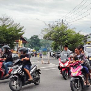 Antisipasi Gangguan Kamtibmas, Polisi Perketat Patroli Ngabuburit di Lembar