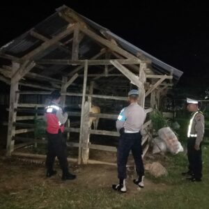 Patroli Rutin Polsek Sekotong: Upaya Jaga Kamtibmas di Lombok Barat