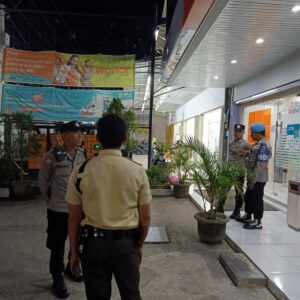 Polsek Gerung Gelar Patroli Intensif Cegah Kejahatan di Malam Hari