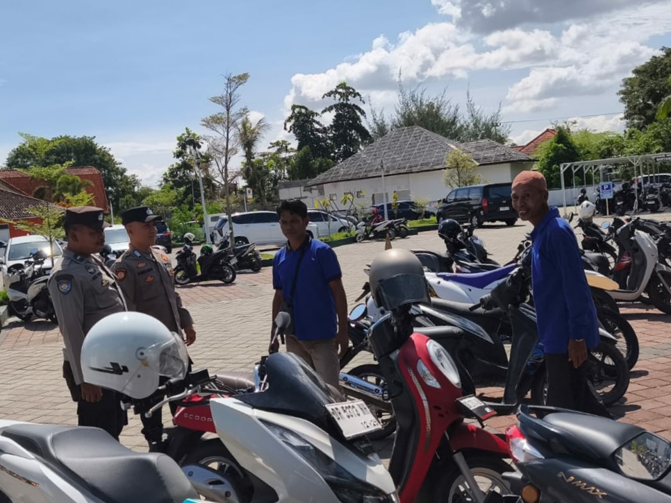 Patroli KRYD dan Cooling System Polsek Gerung Jaga Kondusivitas Wilayah di Lombok Barat