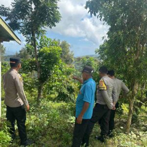 Dukung Ketahanan Pangan, Polsek Lembar Evaluasi Lahan HKM di Mareje Timur