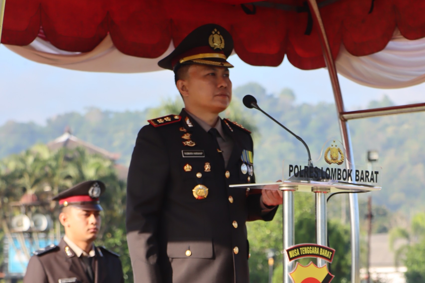 Polres Lombok Barat Gaungkan Astacita dalam Peringatan Hari Bhayangkara