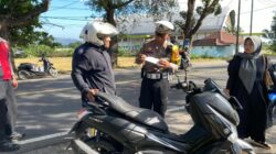 Kamseltibcar Lantas Diperkuat, Polres Lombok Barat Gelar Operasi di Kecamatan Gerung