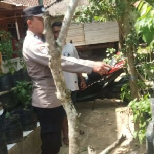 Kapolsek Sekotong Apresiasi Pemanfaatan Pekarangan Pangan di Desa Taman Baru