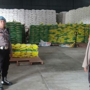 KRYD Polsek Lembar: Antisipasi 3C di Gudang Bulog Lembar Selatan