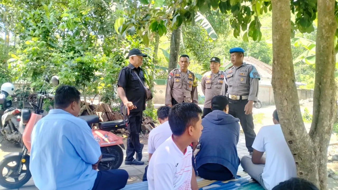 Sinergi Polisi dan Warga Lembar Ciptakan Lingkungan Aman