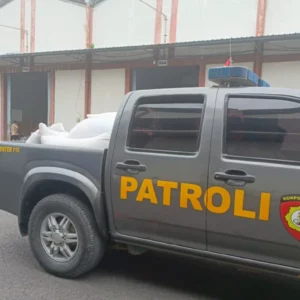 Polisi Kawal 2 Ton Jagung Petani Lembar Hingga Gudang BULOG